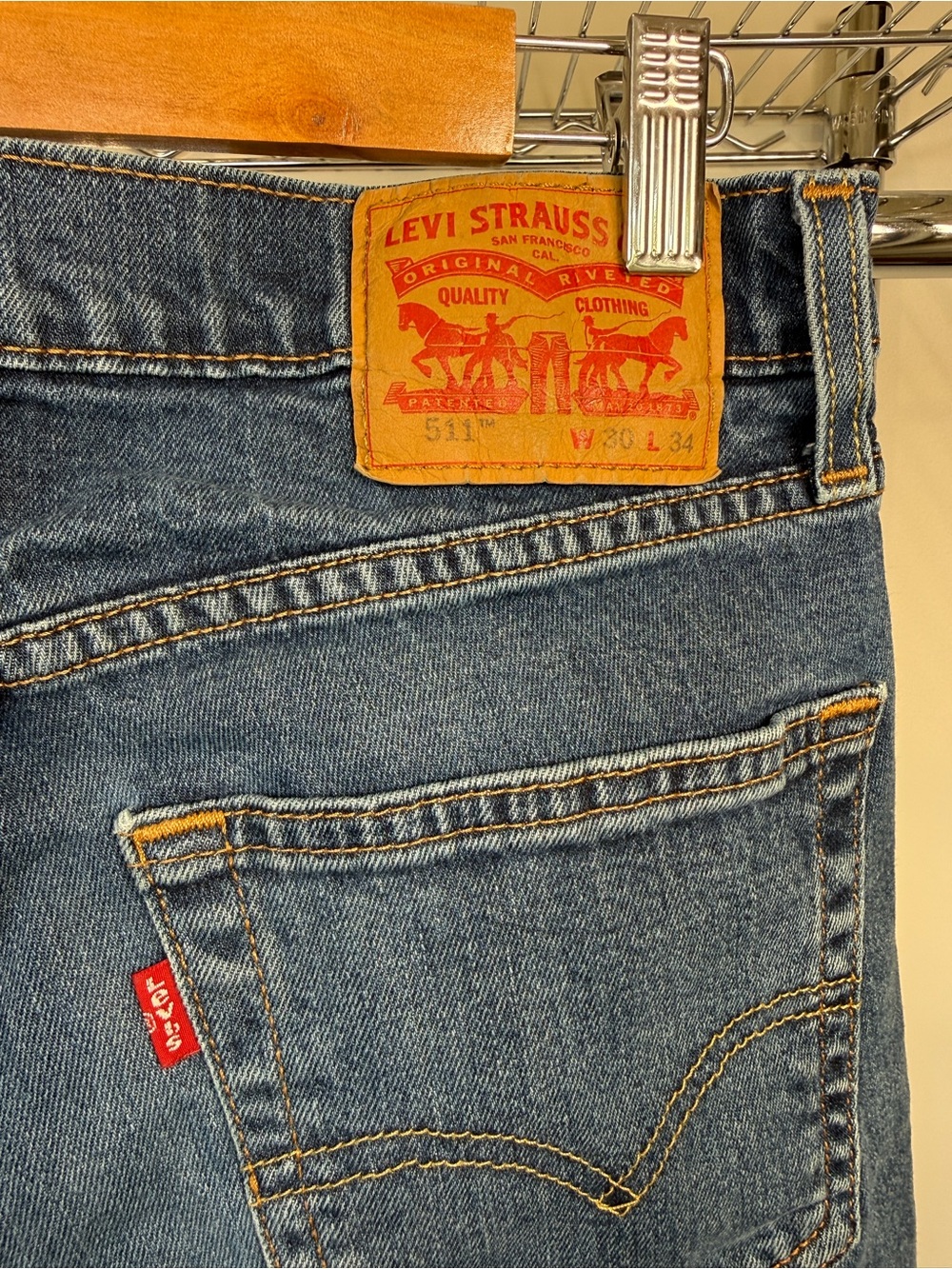 Levi’s 511 Slim Fit Jeans – 30W x 34L – Classic Denim - Picture 3 of 4